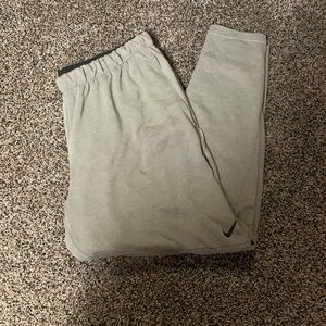 Men’s nike joggers